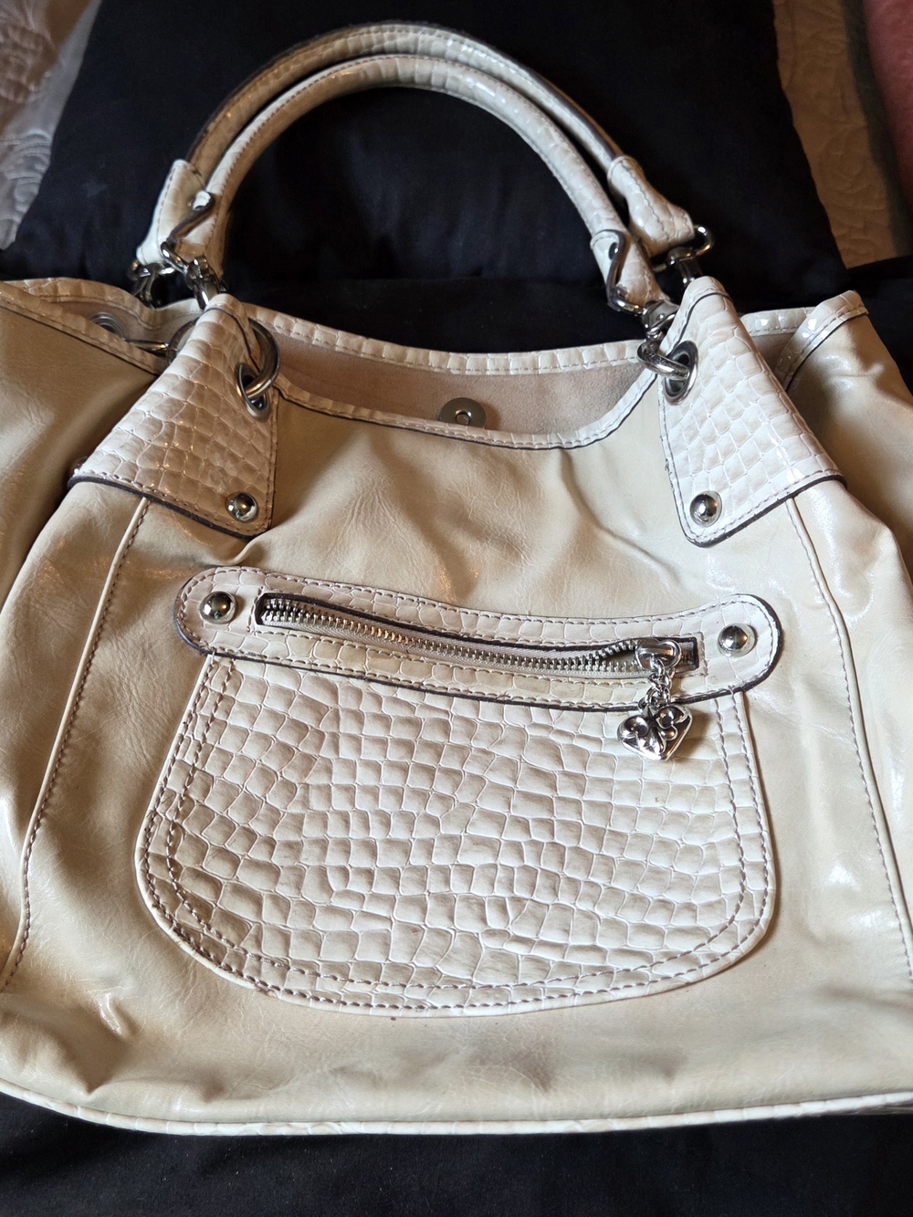 Kathy Van Zeeland Cream Textured Front Pocket Shoulder Bag